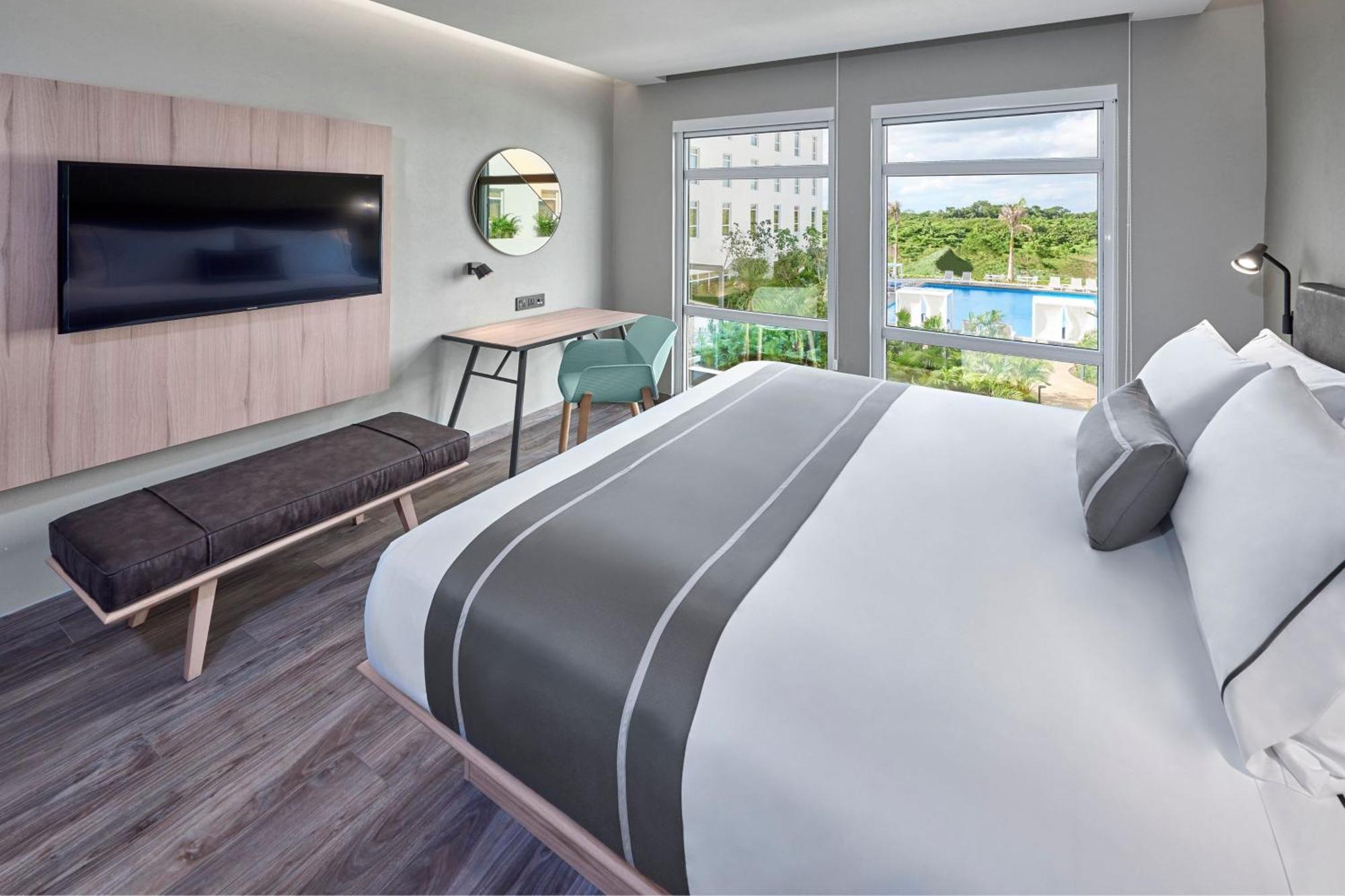 City Express Plus By Marriott Cancun Aeropuerto Riviera Extérieur photo