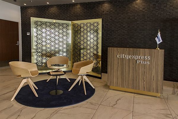 City Express Plus By Marriott Cancun Aeropuerto Riviera Extérieur photo