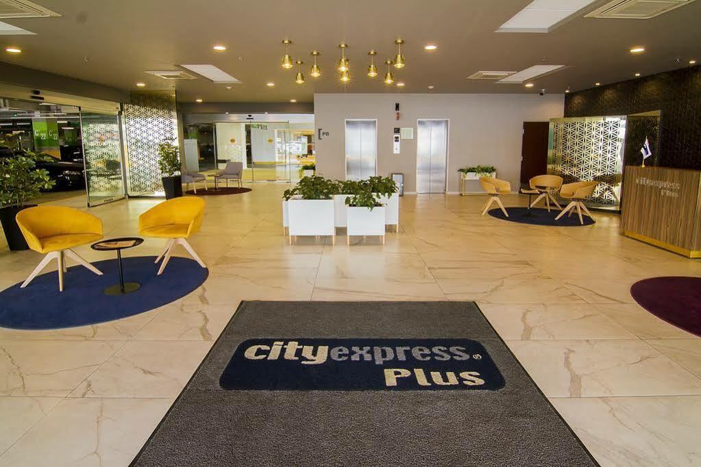 City Express Plus By Marriott Cancun Aeropuerto Riviera Extérieur photo